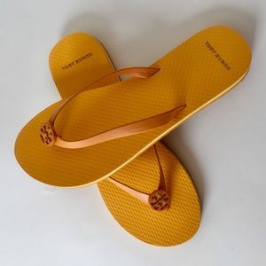 TORY BURCH - Mini Minnie Flip Flop style 76732 Sz 8